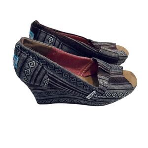 Toms Wedges